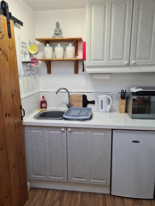 Sunset Place Lower Boscaswell Екстериор снимка